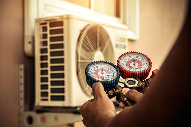 Professional Hvac technician working in Great Falls, VA